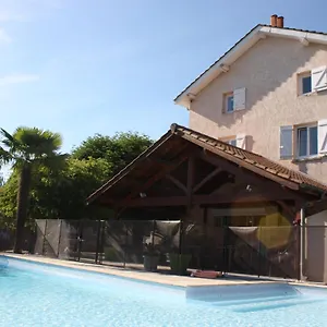 la-doloreanne.hotels-rhonealpes.com/